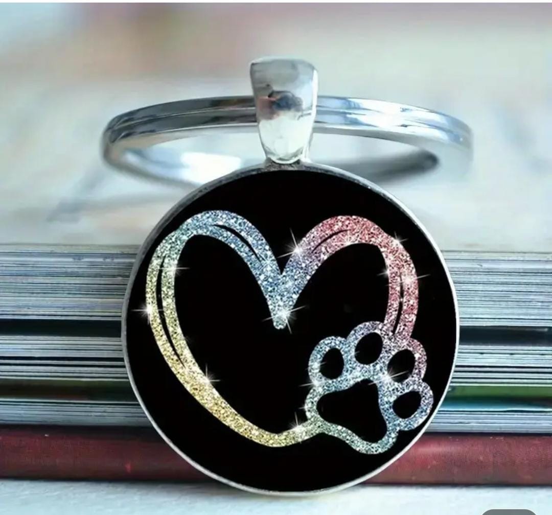 1pc Shiny Heart and Paw Print Design Theme Key Chain